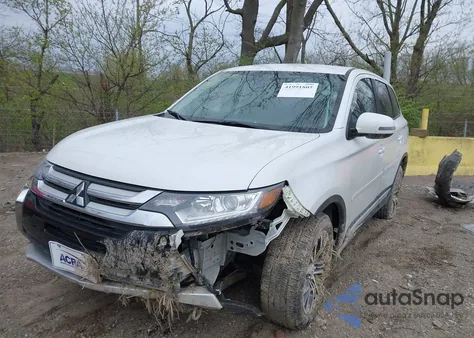 2017 Mitsubishi Outlander Se z USA, uszkodzony, nr VIN JA4AZ3A35HZ010528